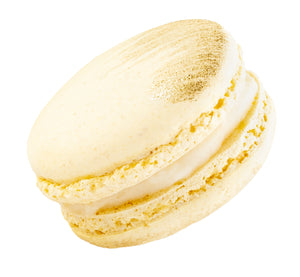 A single champagne macaron